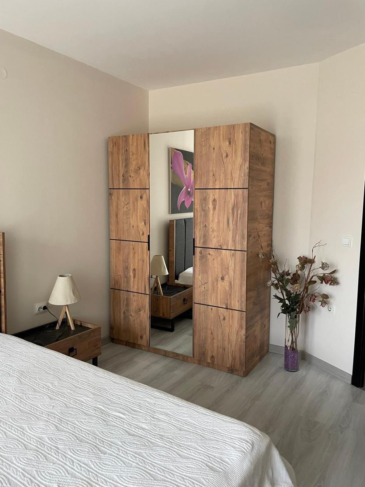 Apartament Ivanovi 119 Burgas Esterno foto