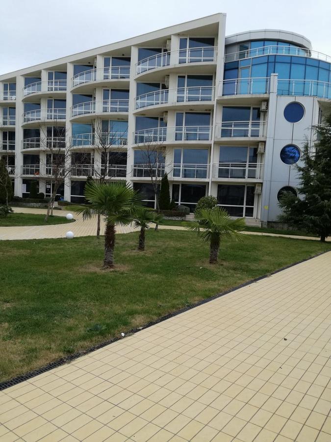 Apartament Ivanovi 119 Burgas Esterno foto